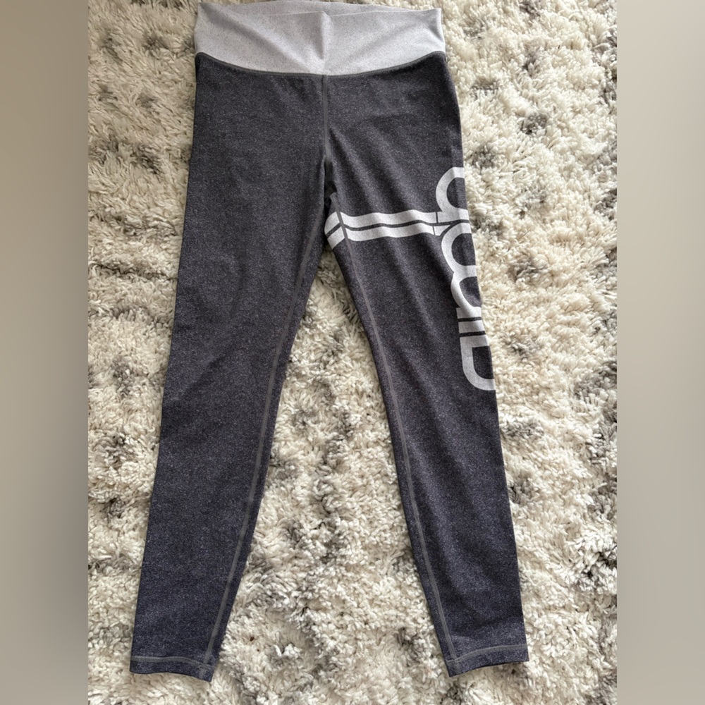 Stylish Gray Leggings